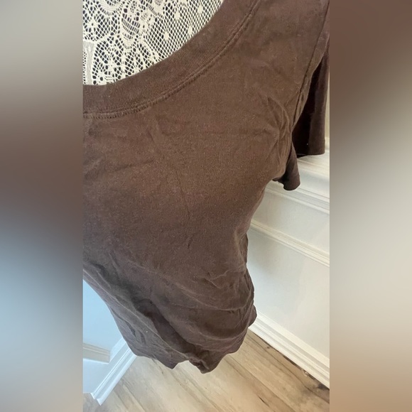 Fashion Bug Womens Brown Crewneck Cotton Tee Size M - Picture 2 of 2